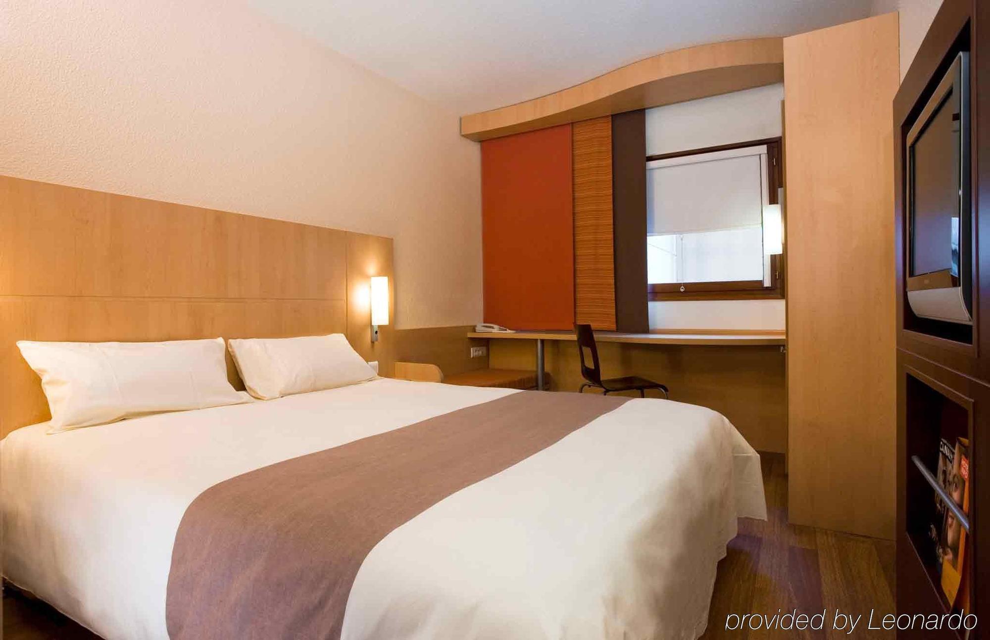 Hotel ibis Vichy Exterior foto