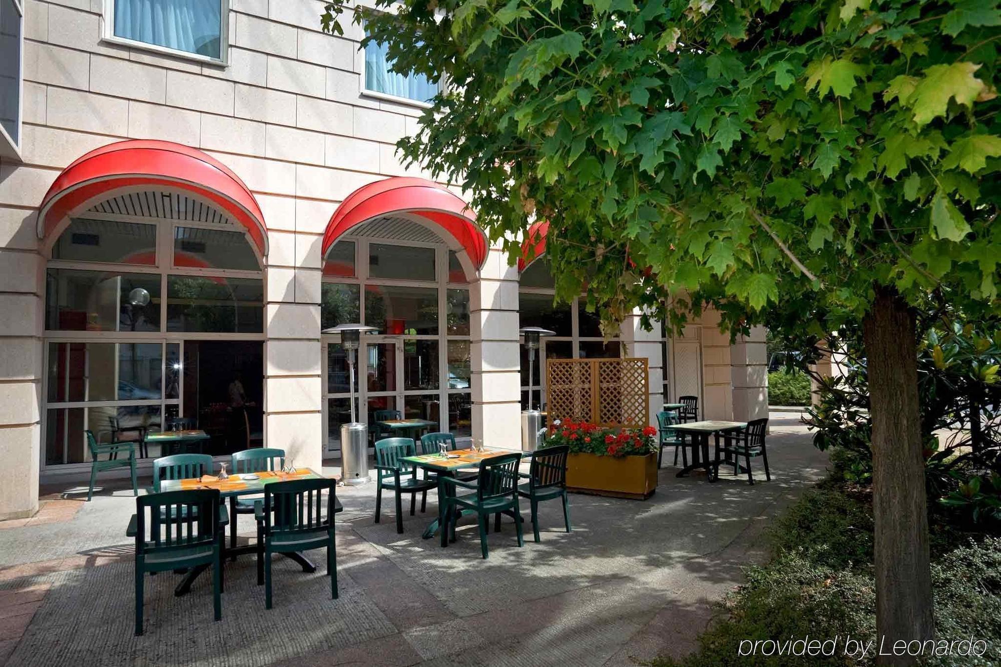 Hotel ibis Vichy Exterior foto